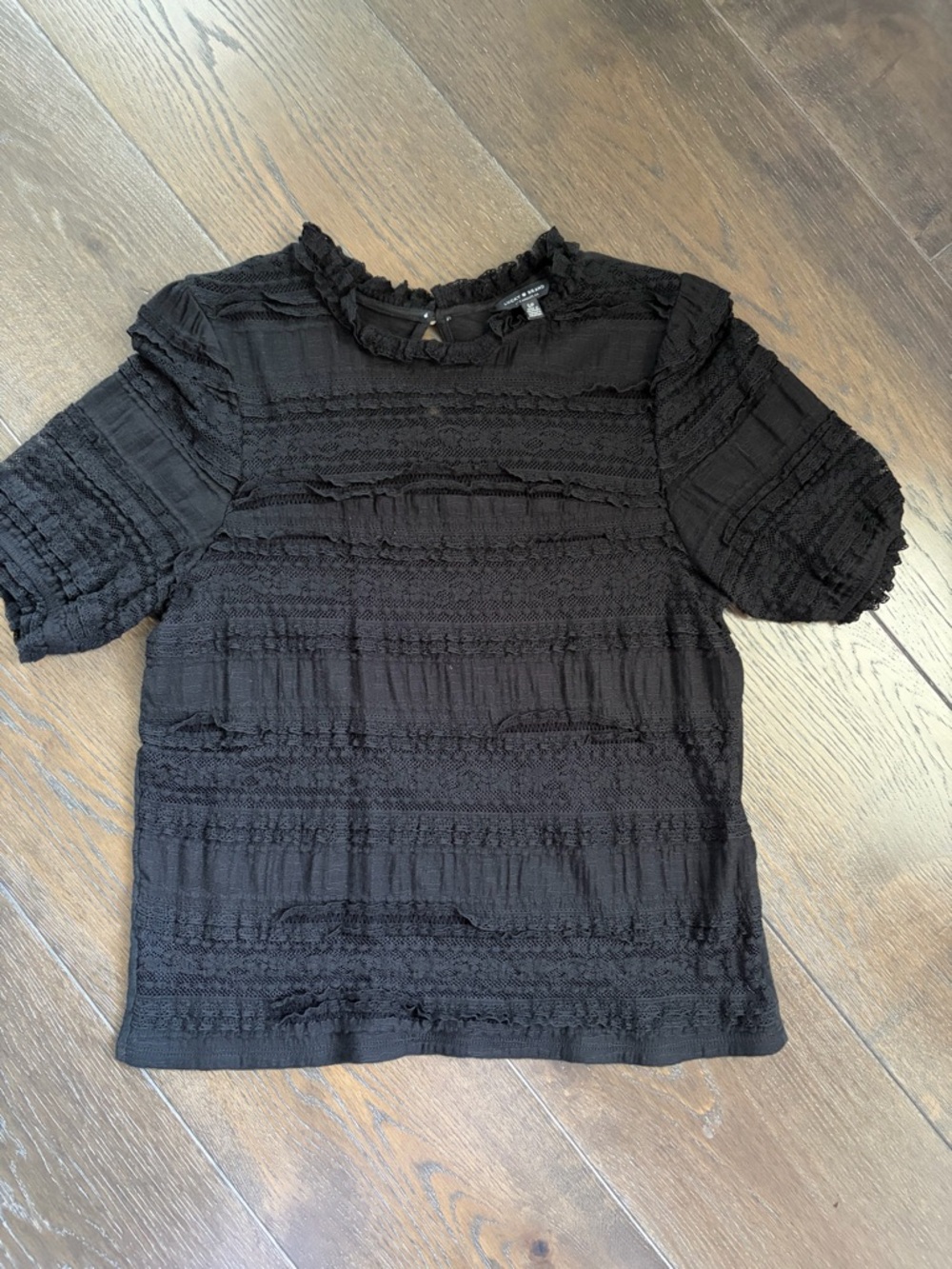 Lucky Brand Black Textured Ruffle Short Sleeve Top